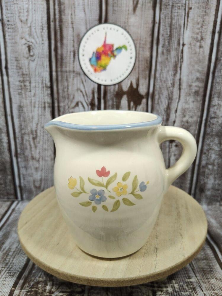 Pfaltzgraff Ceramic Creamer Beige Blue Multi Floral vintage 024 Mini Crock